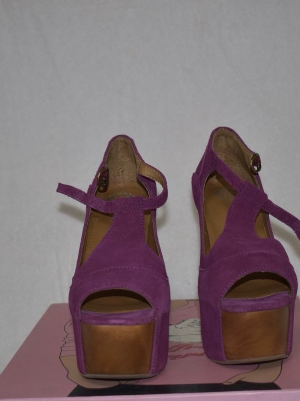 Like new Jeffrey Campbell Foxy Wood 6 - Picture 4 of 6